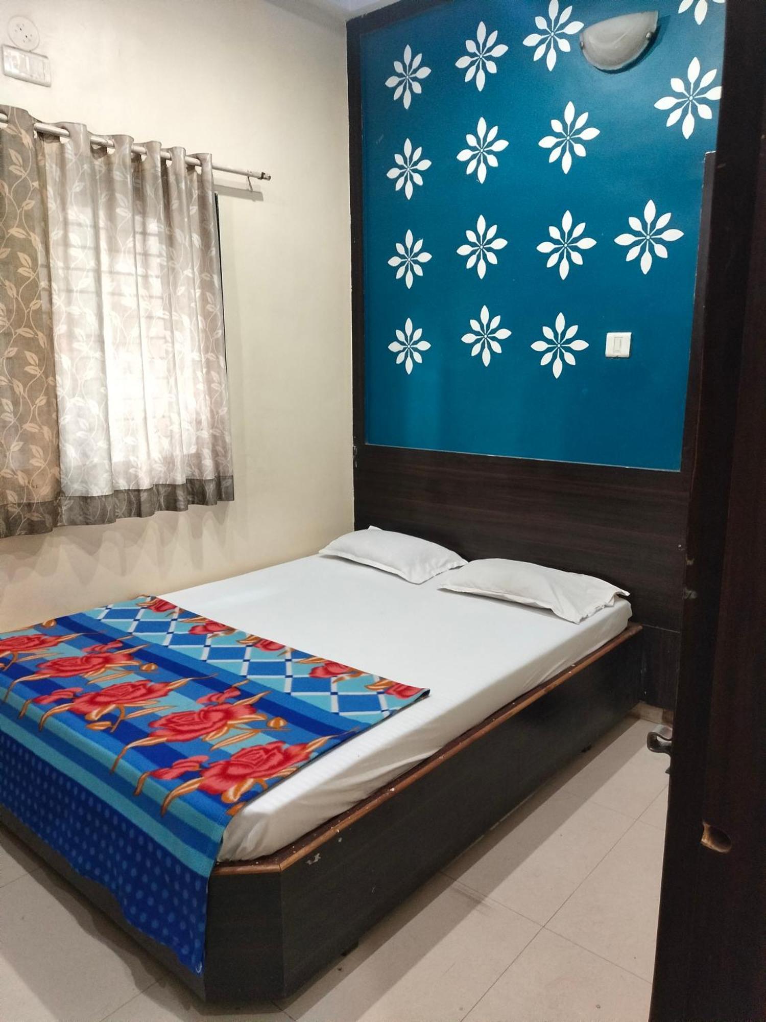Hotel Sai Vasant Vihar Shirdi Eksteriør bilde